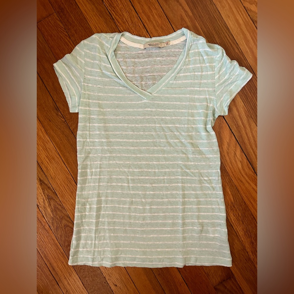Abbot Main V-Neck Striped Linen Tee